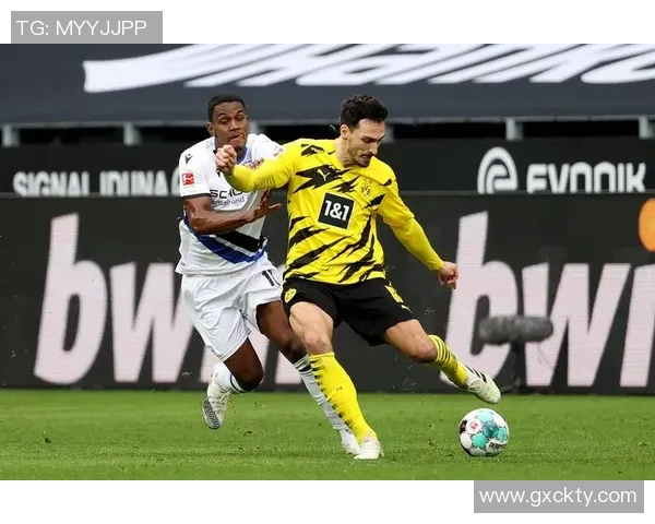 足球绝学的智慧与技巧探秘让你在球场上如鱼得水